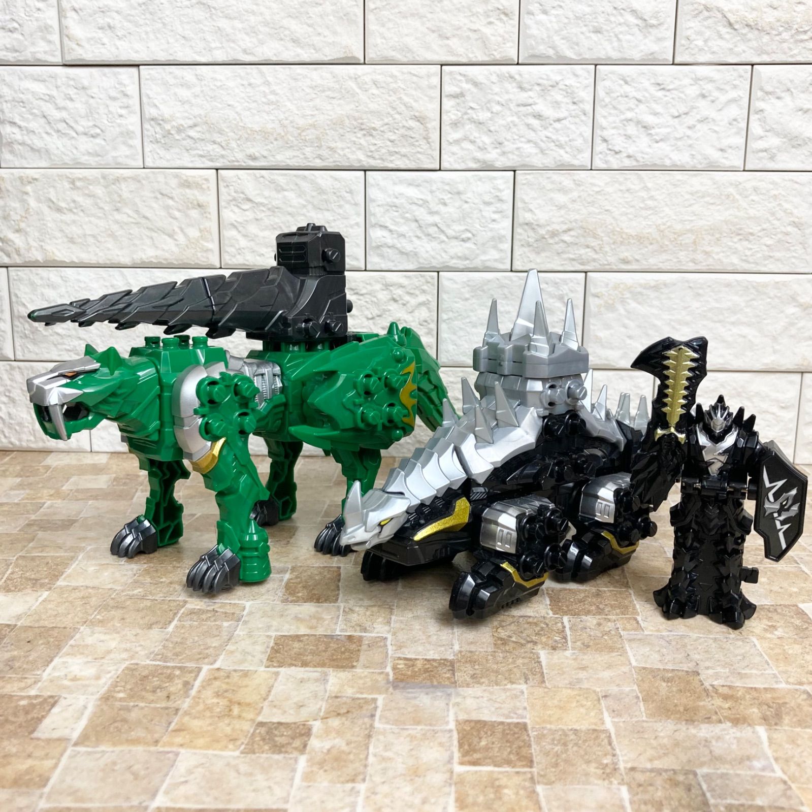 騎士竜戦隊リュウソウジャー 竜装合体DXキシリュウオー ファイブナイツ