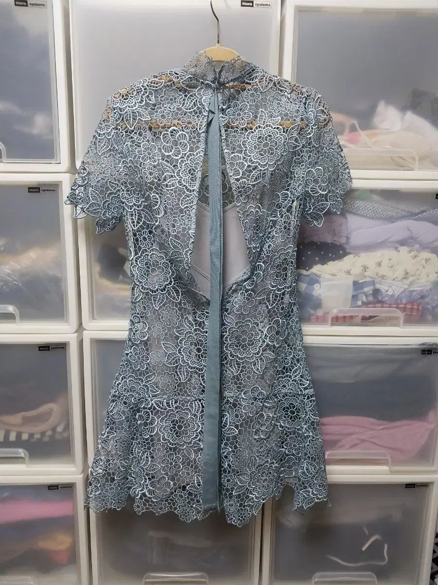 セルフポートレイトSELF PORTRAIT フラワープリント ワンピース 橋本環奈さんご着用♪セルフポートレイトの清楚な小花ワンピで春