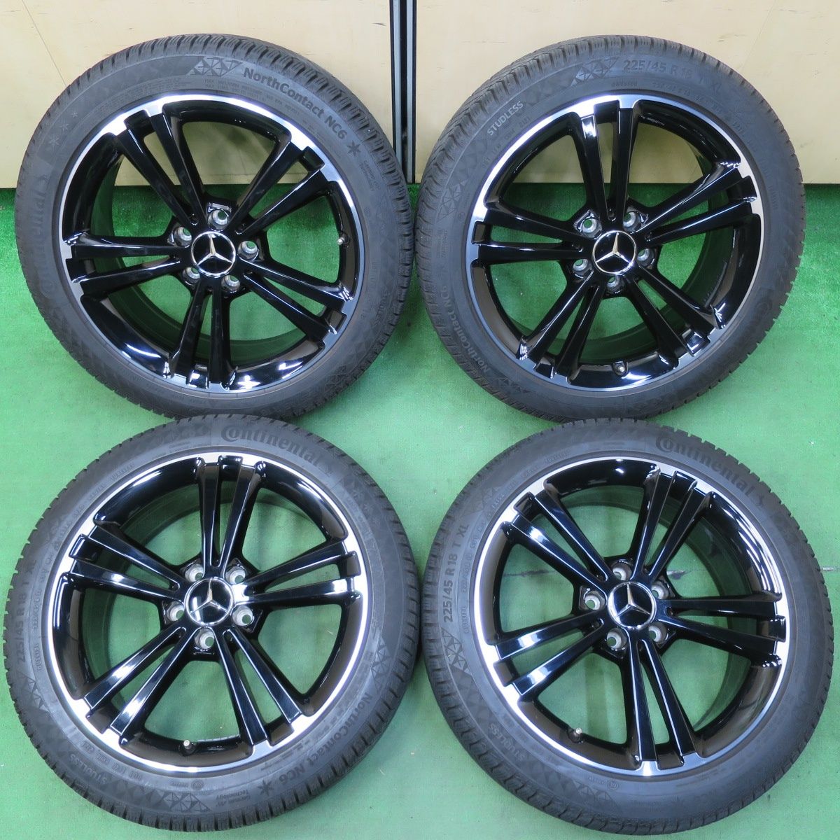 バリ山‼︎】スタッドレスセット 225/55R16 アウディ ベンツ等に