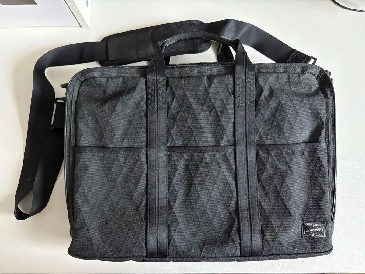 ポーター　トートバッグ　ハイブリッド HYBRID(ハイブリッド) TOTE BAG | 吉田カバンホームページ