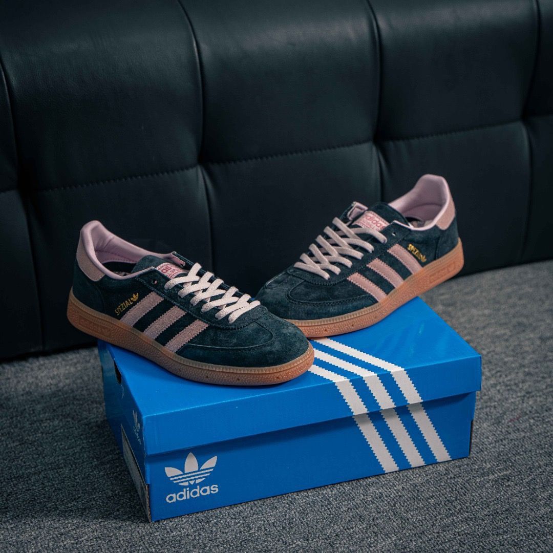 新品未使用】アディダス ハンドボール スペツィアル レディース 23.0cm 新品未使用！アディダスハンドボールスペツィアル