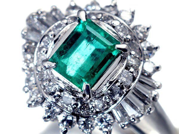 天然エメラルド0，59ct