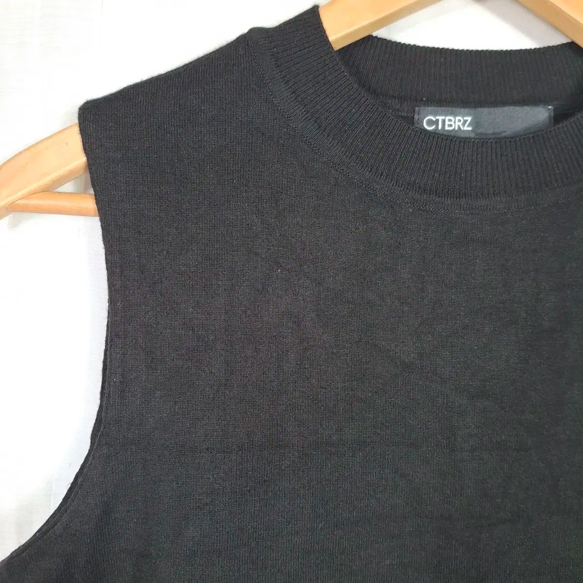 【超美品】CITYBREEZE ロゴノースリーブ タンクトップ CITYBREEZE(シティーブリーズ) ロゴポイント ノースリーブ M
