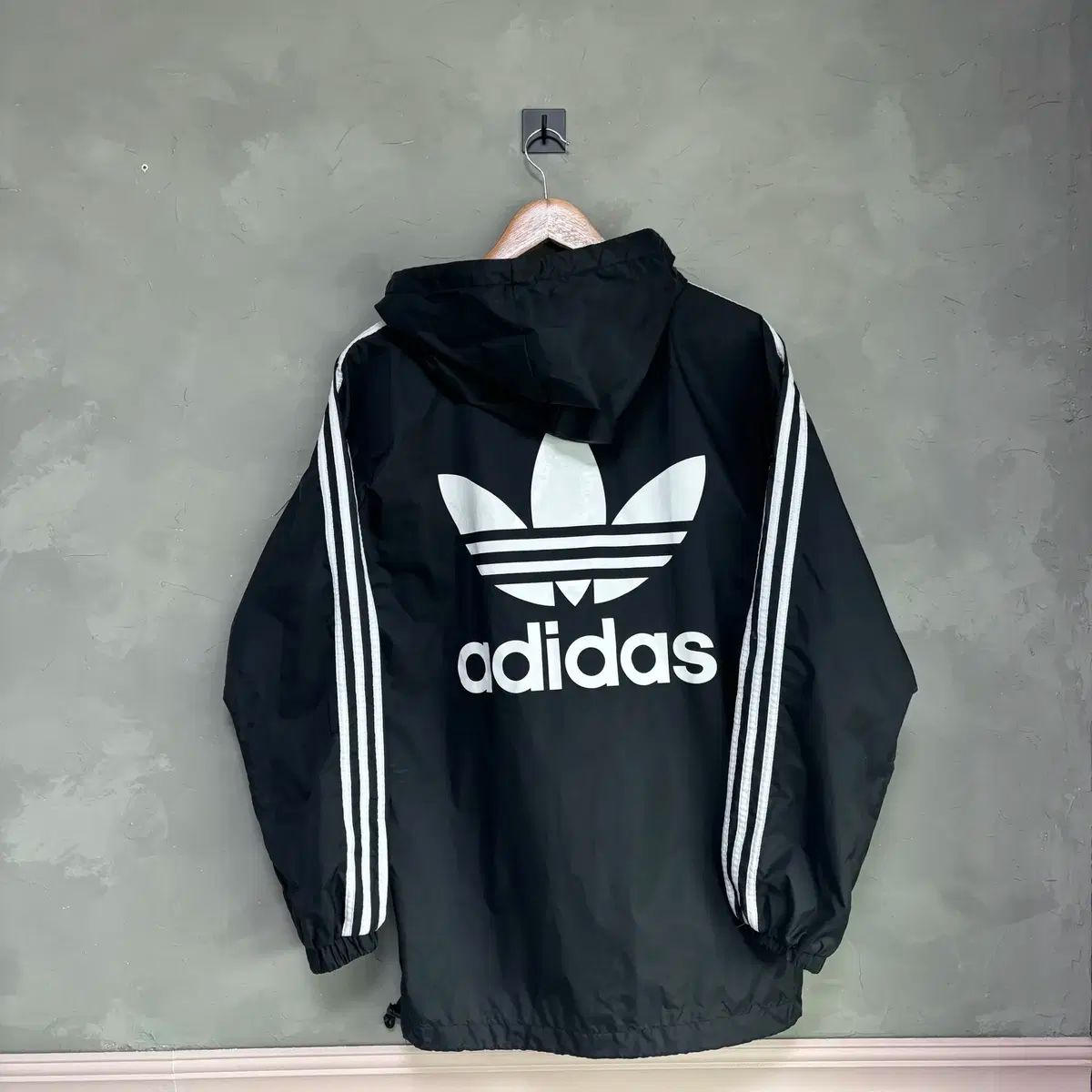 adidas(アディダス) ファイヤーバード ビッグロゴ ウインドブレーカー ウォームアップ