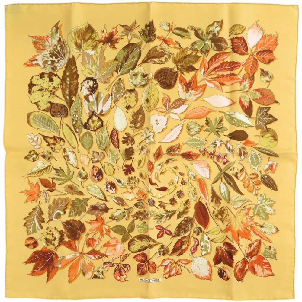 美品 エルメス カレ45 Tourbillon 渦巻き 落ち葉 シルク イエロー  