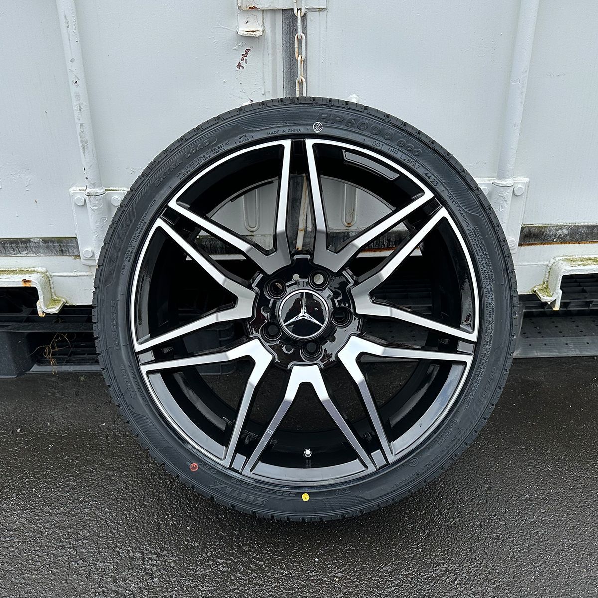 3 ZEETEX 225/40R18 ベンツ AMG 純正 ノーマル Mercedes-Benz ベンツ GLAクラス C117 当社特選タイヤ 225/40R18