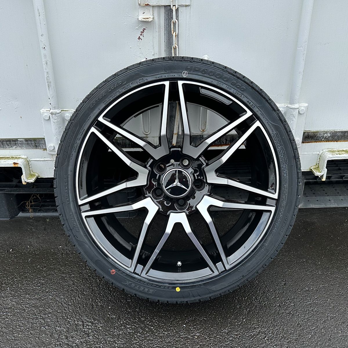 ベンツ GLAクラス C117 当社特選タイヤ 225/40R18 18インチ 新品タイヤホイールセット １台分 4本セット - メルカリ