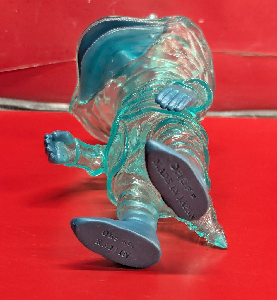 ソフビ KAIJIN × One up. ウルトラシリーズ カネゴン(クリア) ソフビ KAIJIN × One up. ウルトラシリーズ カネゴン(クリア