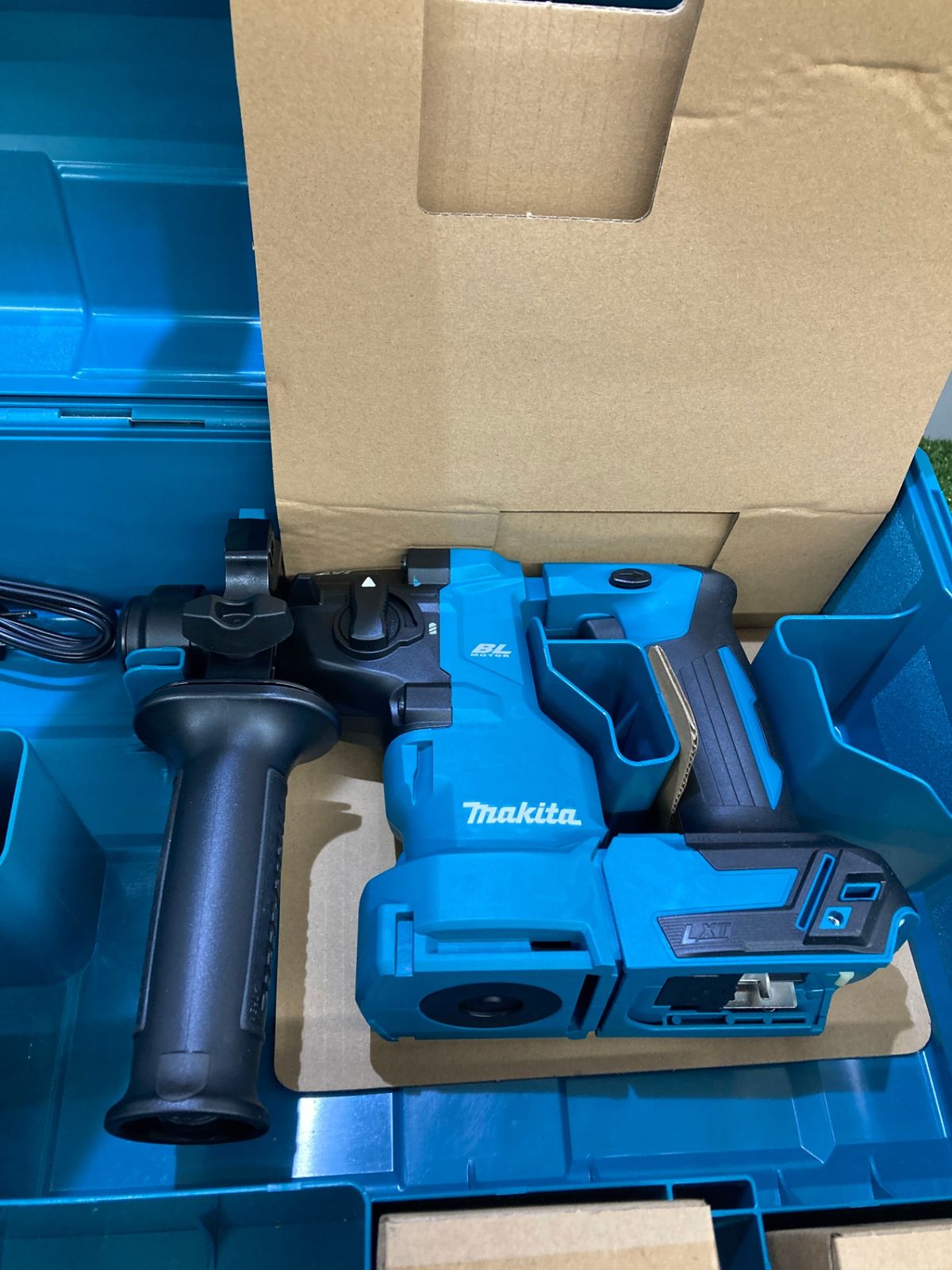 ♥品 0921 makita マキタ 18v充電式ハンマドリル バッテリx2|充電器|ケース HR183DRGX ITWBHM195BNS