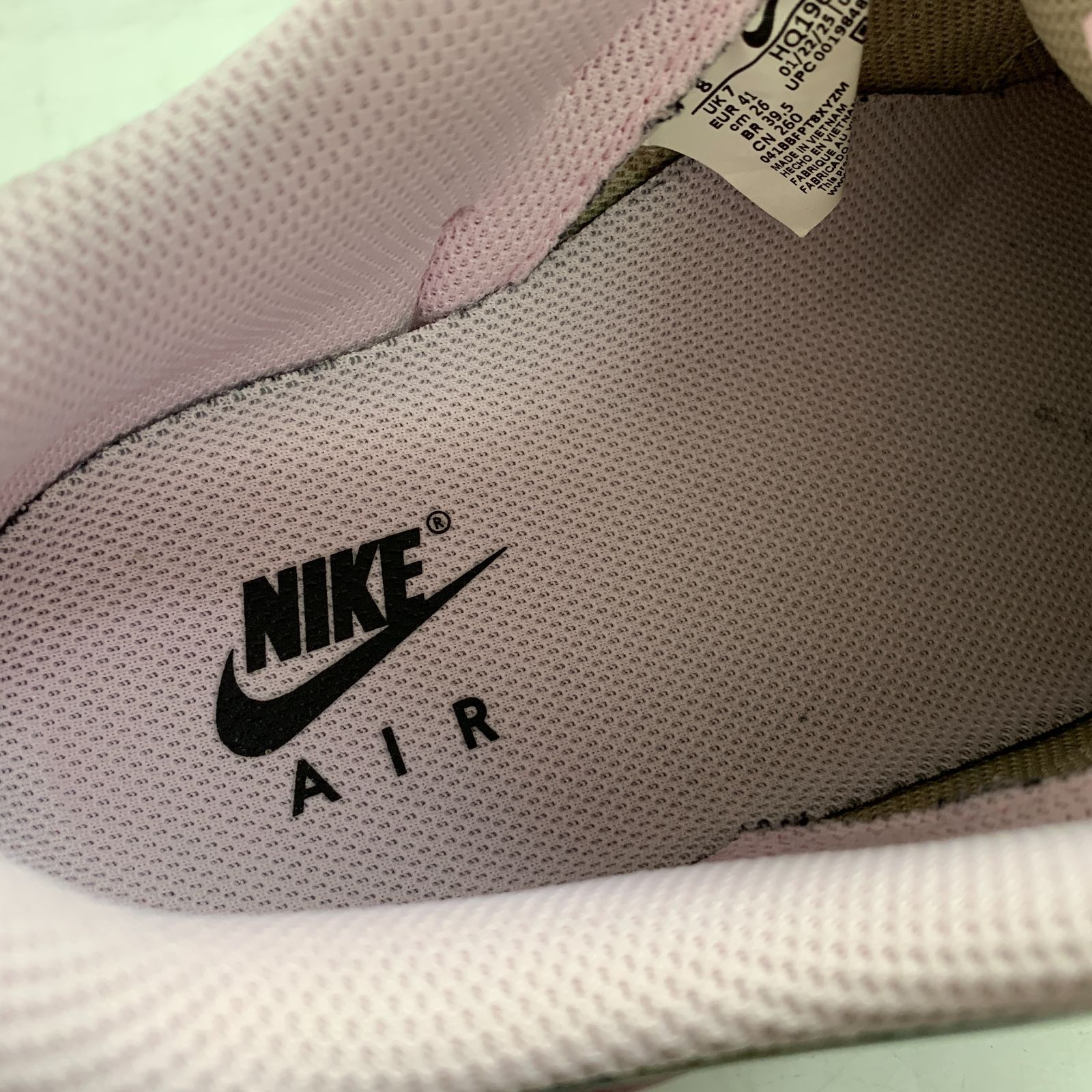f001 O 美品 NIKE AIR FORCE 1 LOW RETRO メンズサイズ26cm レディース 