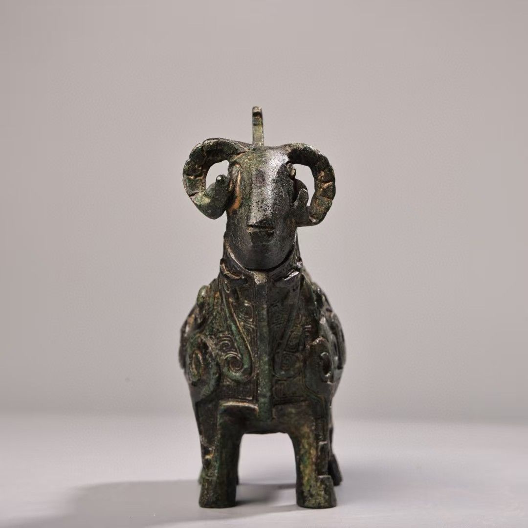 仏教美術 仏像 八臂観音菩薩仏像 家内 仏堂供仏 銅製品 工芸品 置物