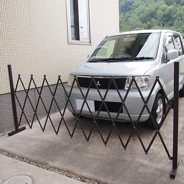 間仕切り 門