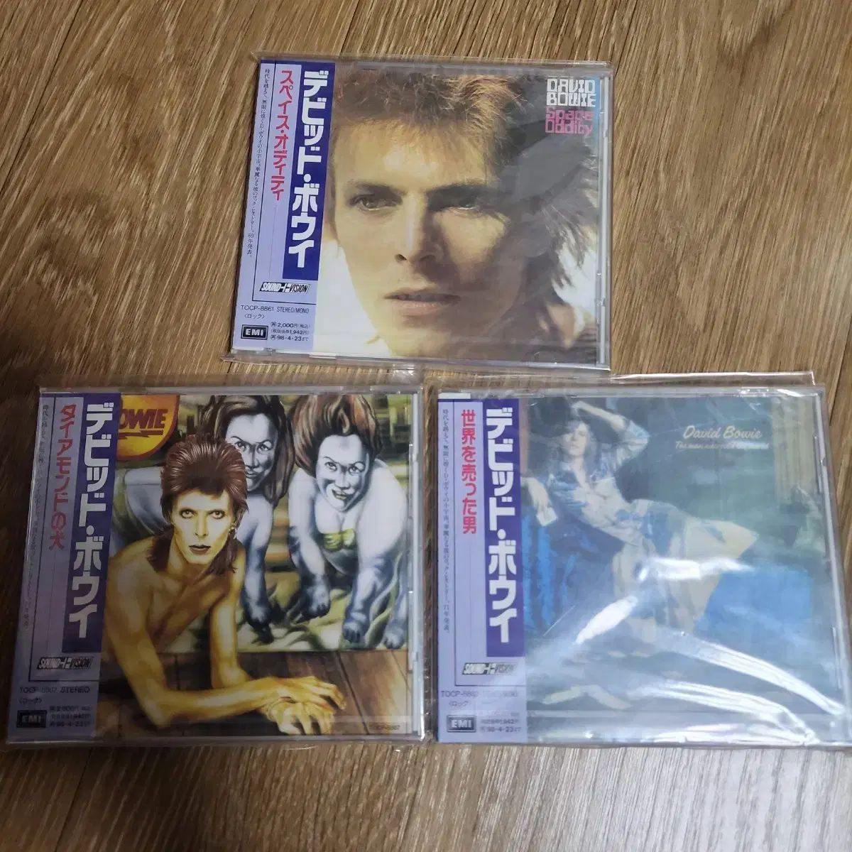 デビッド ボウイ CD 編集 3 チャン イルクワット