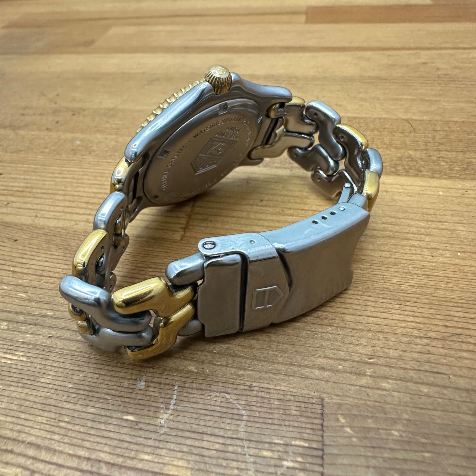 TAG HEUER タグホイヤー プロフェッショナル200 WG1120-0 中古