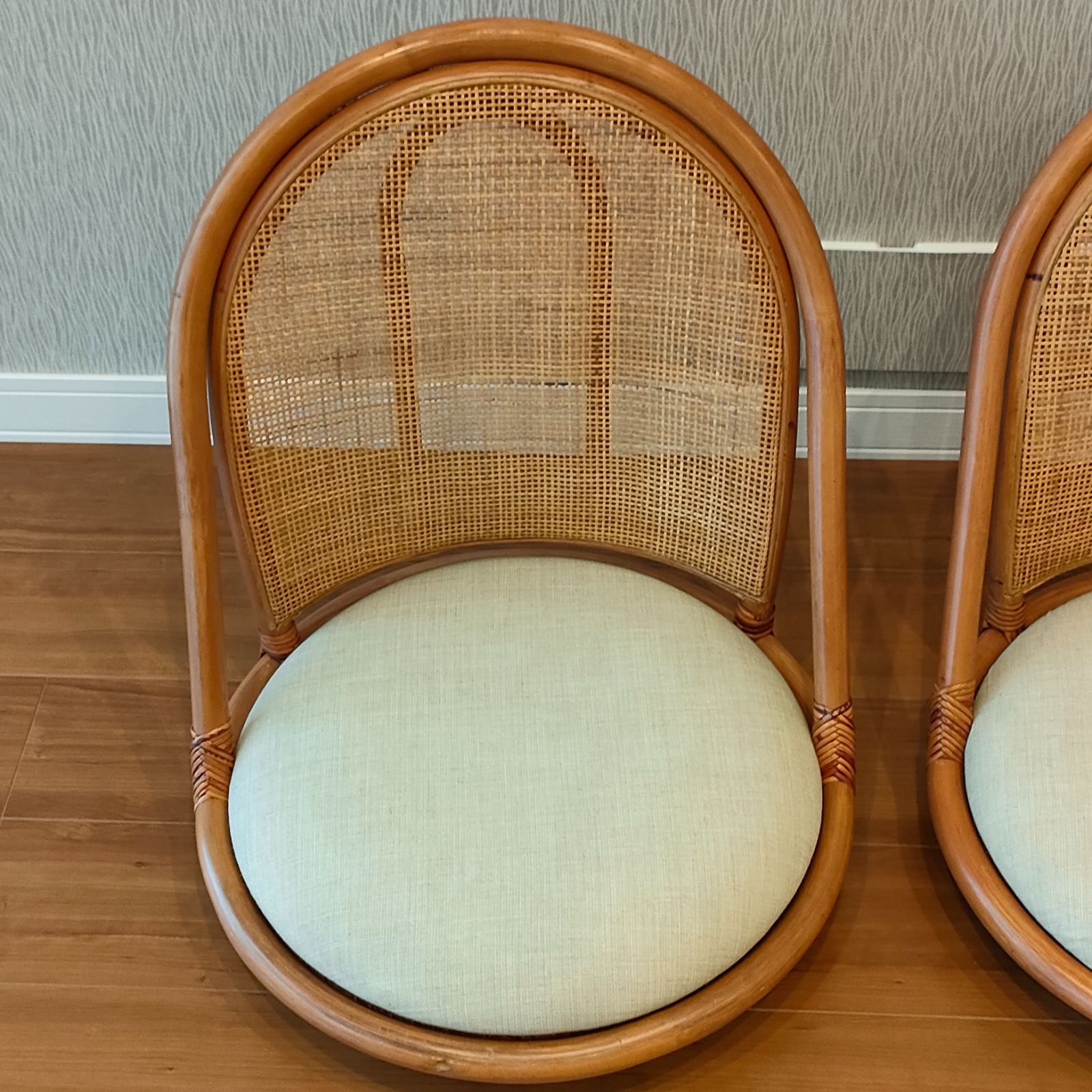 クッション付き