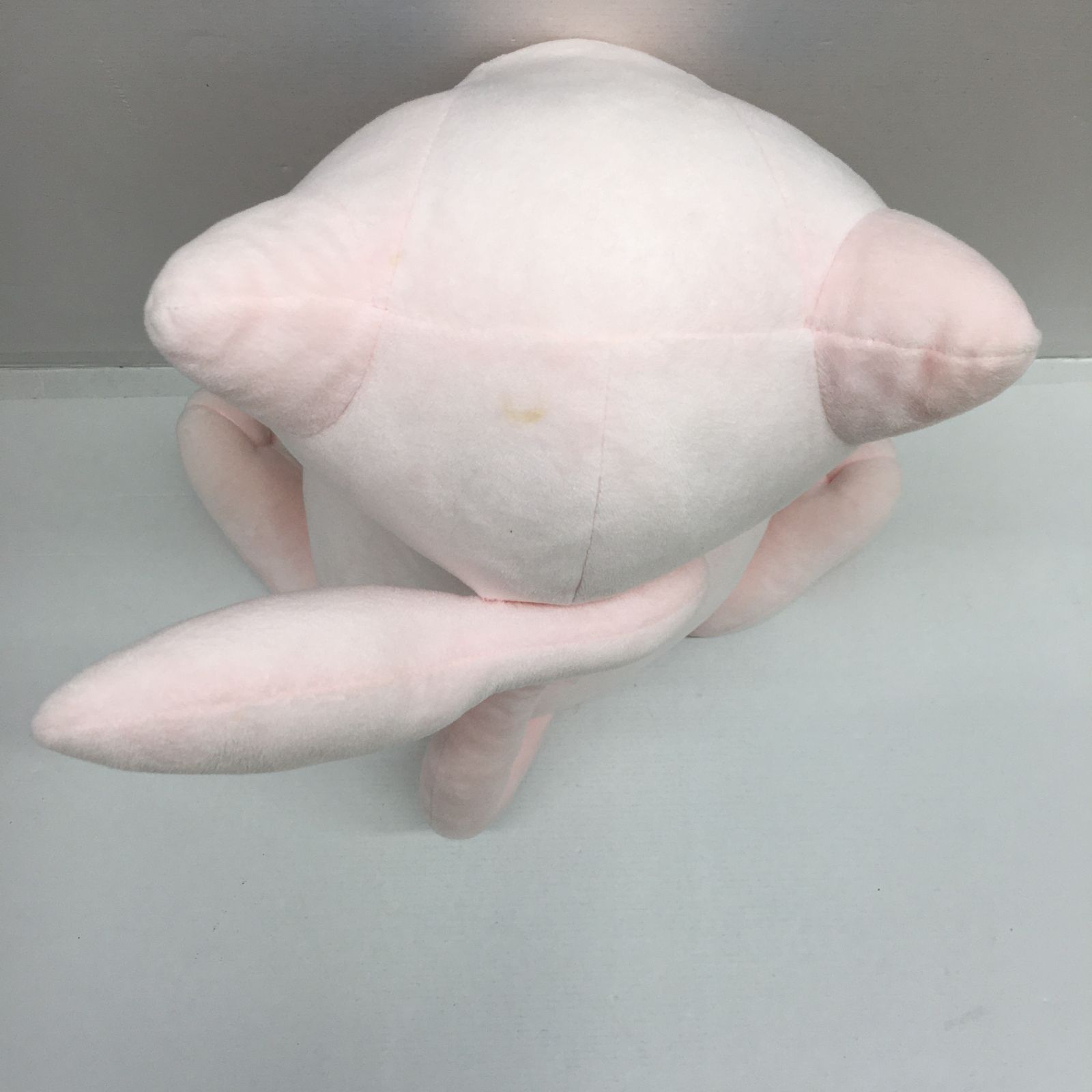 ポケットモンスター　ポケモン　等身大ミュウ ぬいぐるみ　ポケモンセンター ミュウ 等身大 ぬいぐるみ ポケモンセンター - メルカリ