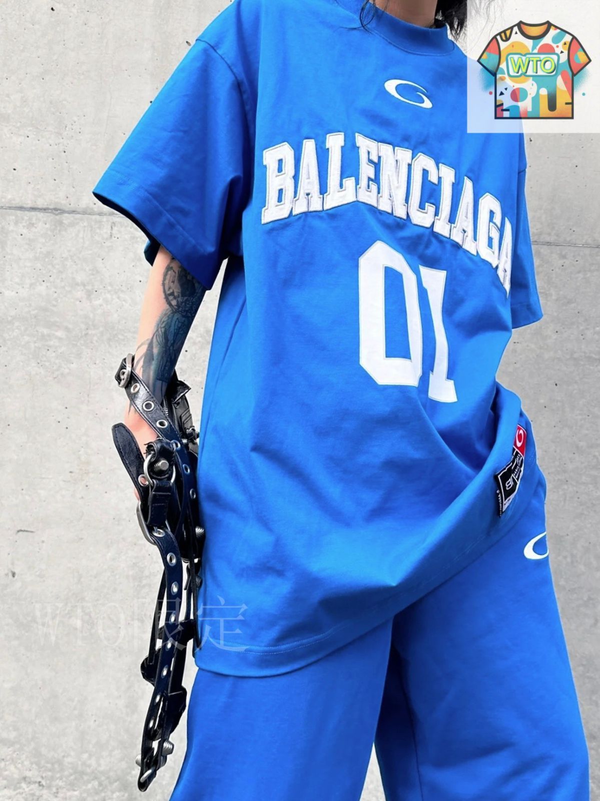 今日特価】Balenciaga SS25 フロントレター刺繍 プリント クルー