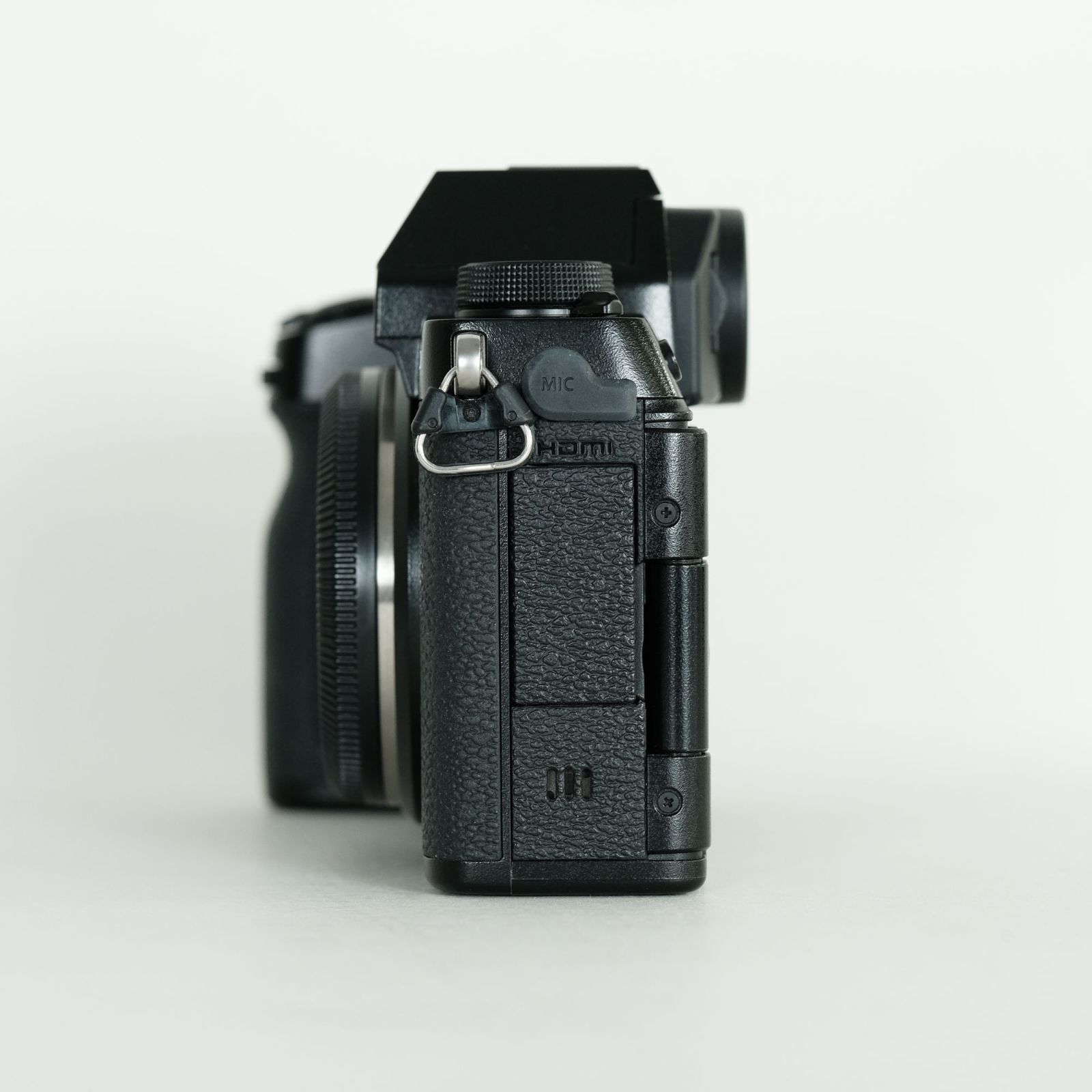 美品｜シャッター数1,168回｜おまけ付] FUJIFILM X-S10 [ボディ 