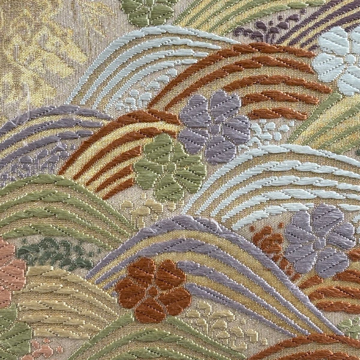 袋帯 秀品 花鳥 芝 唐織 箔 よもぎ色 六通 正絹 【中古】 唐織 秀品
