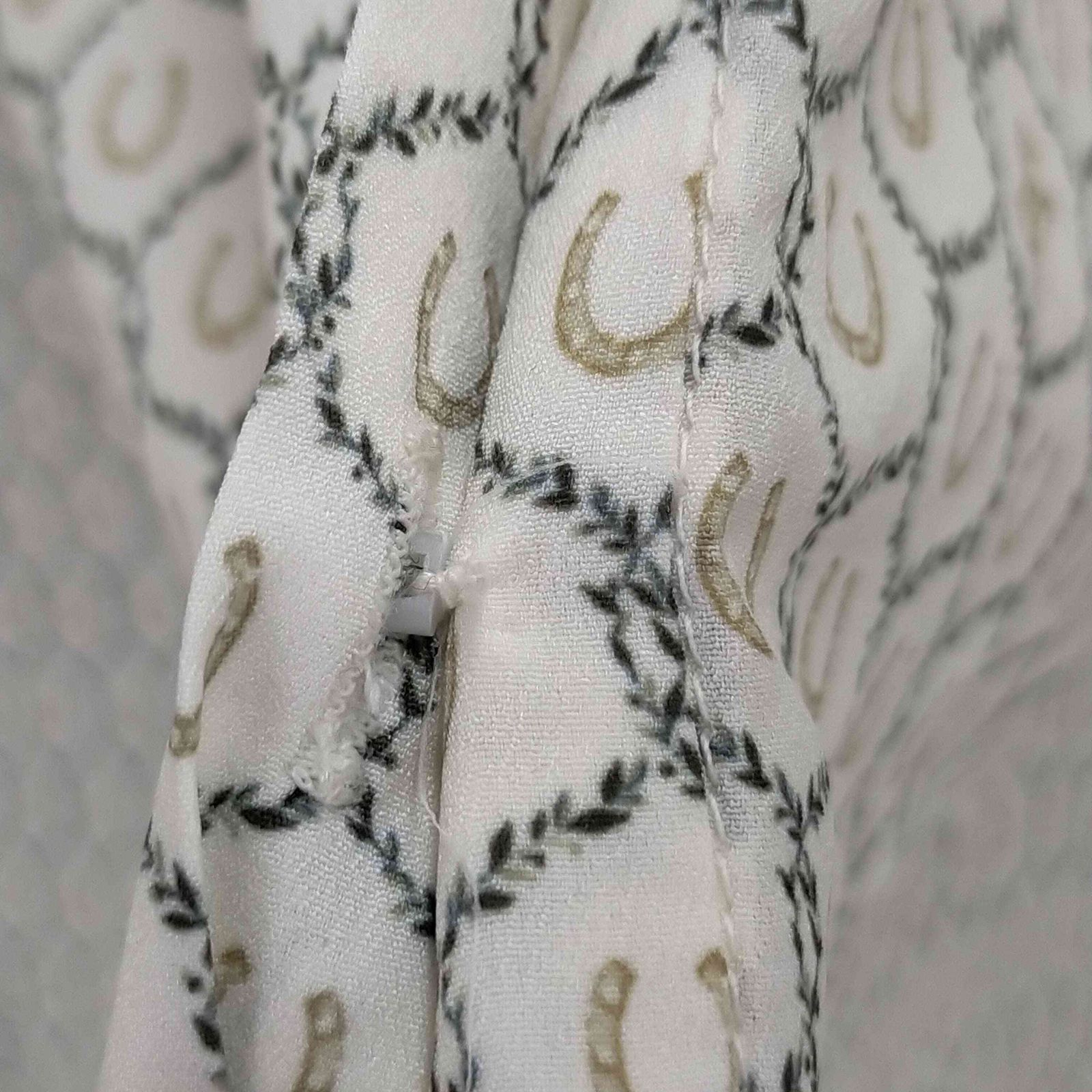 eimy istoire - 限定値下げ 新品未使用 Horseshoe print スタンドシャツ エイミーイストワール eimy istoire Horseshoe print スタンド