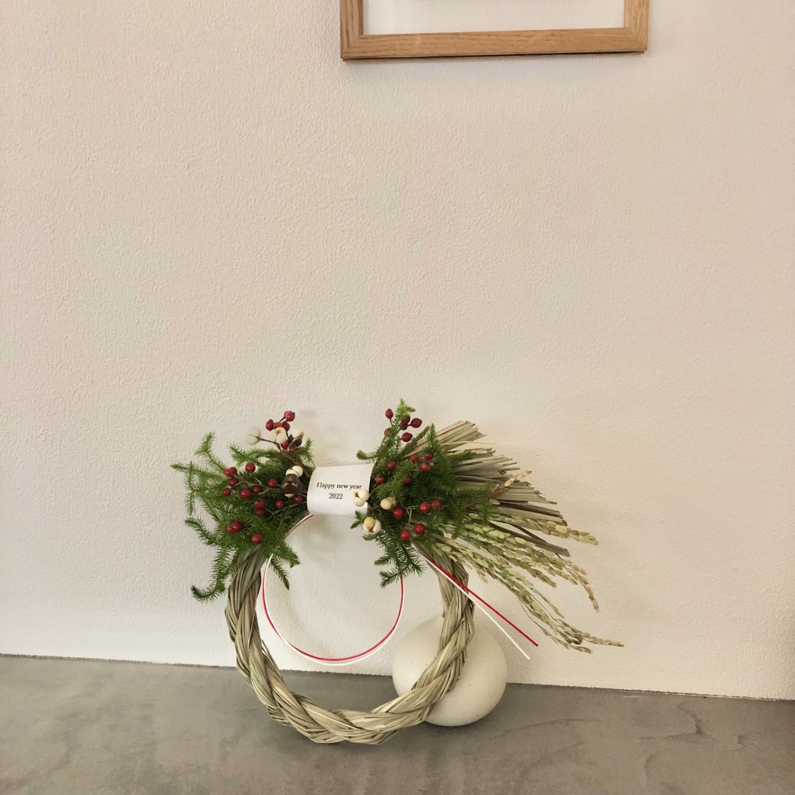 ヒカゲノカズラと紅白のしめ縄飾り お正月リース - メルカリ