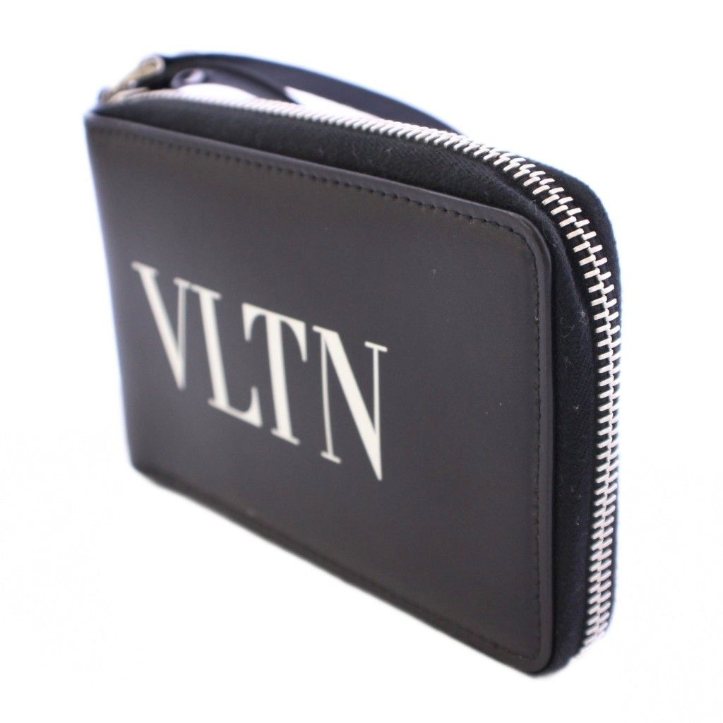 ヴァレンティノ ガラヴァーニ VALENTINO GARAVANI VLTN ストラップ付き財布 二つ折り財布 コンパクトウォレット ラウンドファスナー ロゴ プリント バイ 黒 ブラック 白 ホワイト BB
