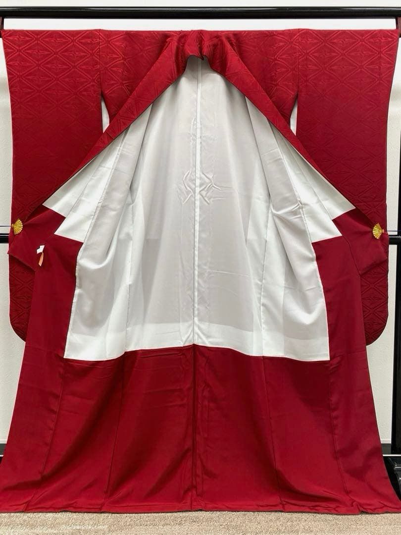 ブランド振袖 ISABELLA 金彩 銀通し 刺繍 身丈162cm 撥水加工済 ブランド振袖 ISABELLA 金彩 銀通し 刺繍 身丈162cm 撥水加工済