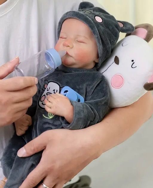 癒し❤️ ドールセラピー45.72cm リボーンドールベビー、まるで天使