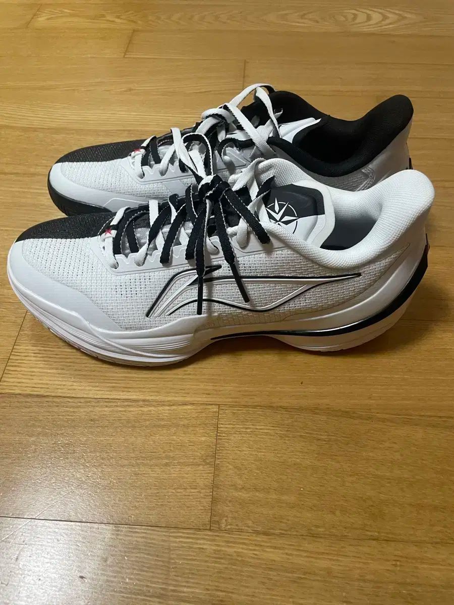 260 LI NING リーニン リレン 5 v 2 バスケットボール シューズ(男性用) 