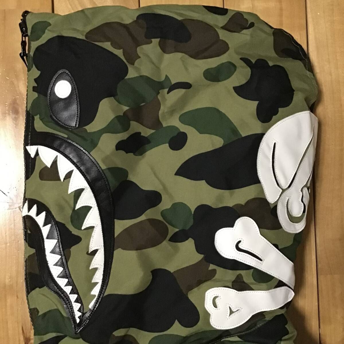 ☆原宿限定☆ BAPE NEIGHBORHOOD SHARK HOODIE ダウンジャケット L  