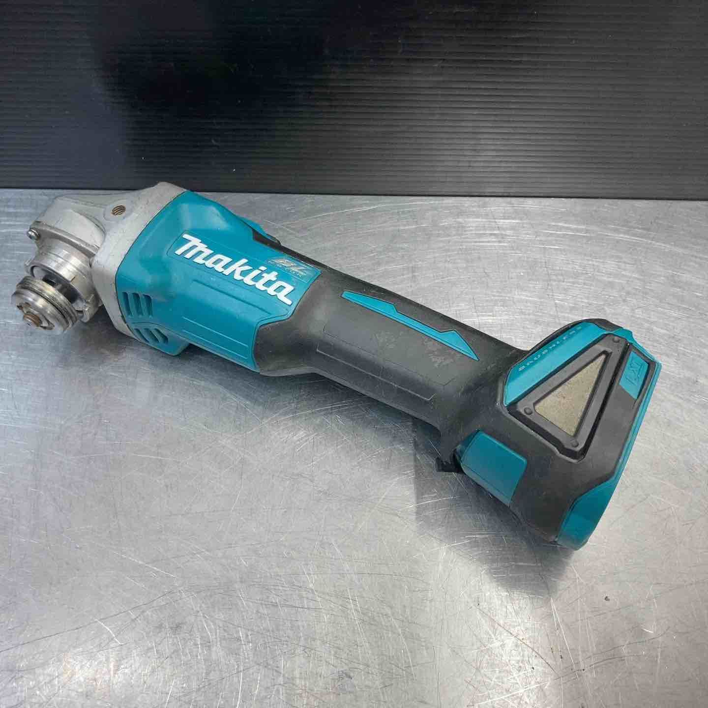 品 マキタ makita 18 V 100 mmコードレスディスクグラインダ GA 404 DN 本体のみ