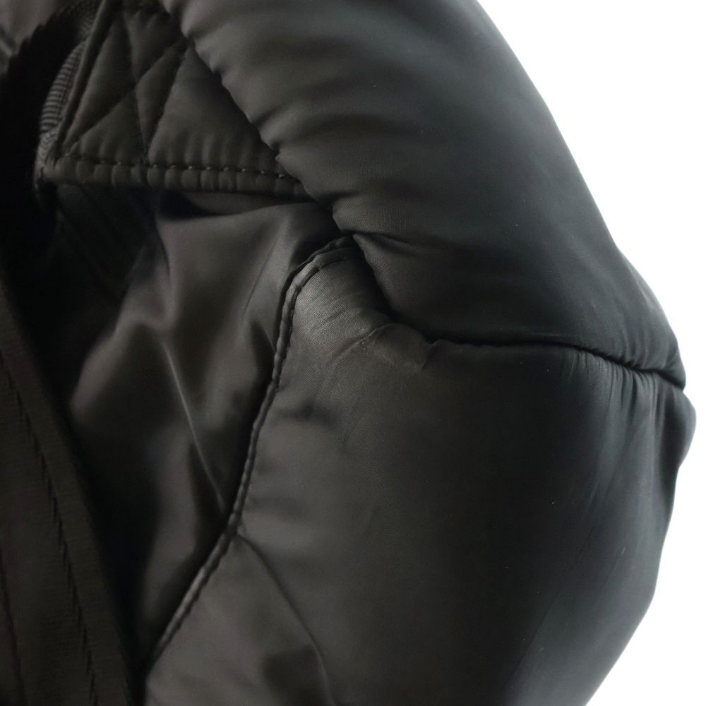 DIESEL (ディーゼル) コピーライトロゴジップ ナイロンバックパック 