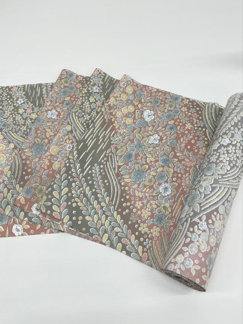 小紋 辻ヶ花 紋意匠 型染め 正絹 反物 小紋 辻ヶ花 全体柄 紋意匠 正絹 反物 - メルカリ