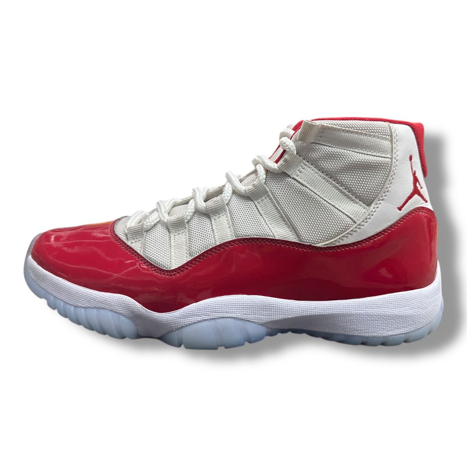 靴 Nike Air Jordan 11 \"Varsity Red\" Air Jordan 11 Retro Low 'Varsity Red' Release Date. Nike SNKRS