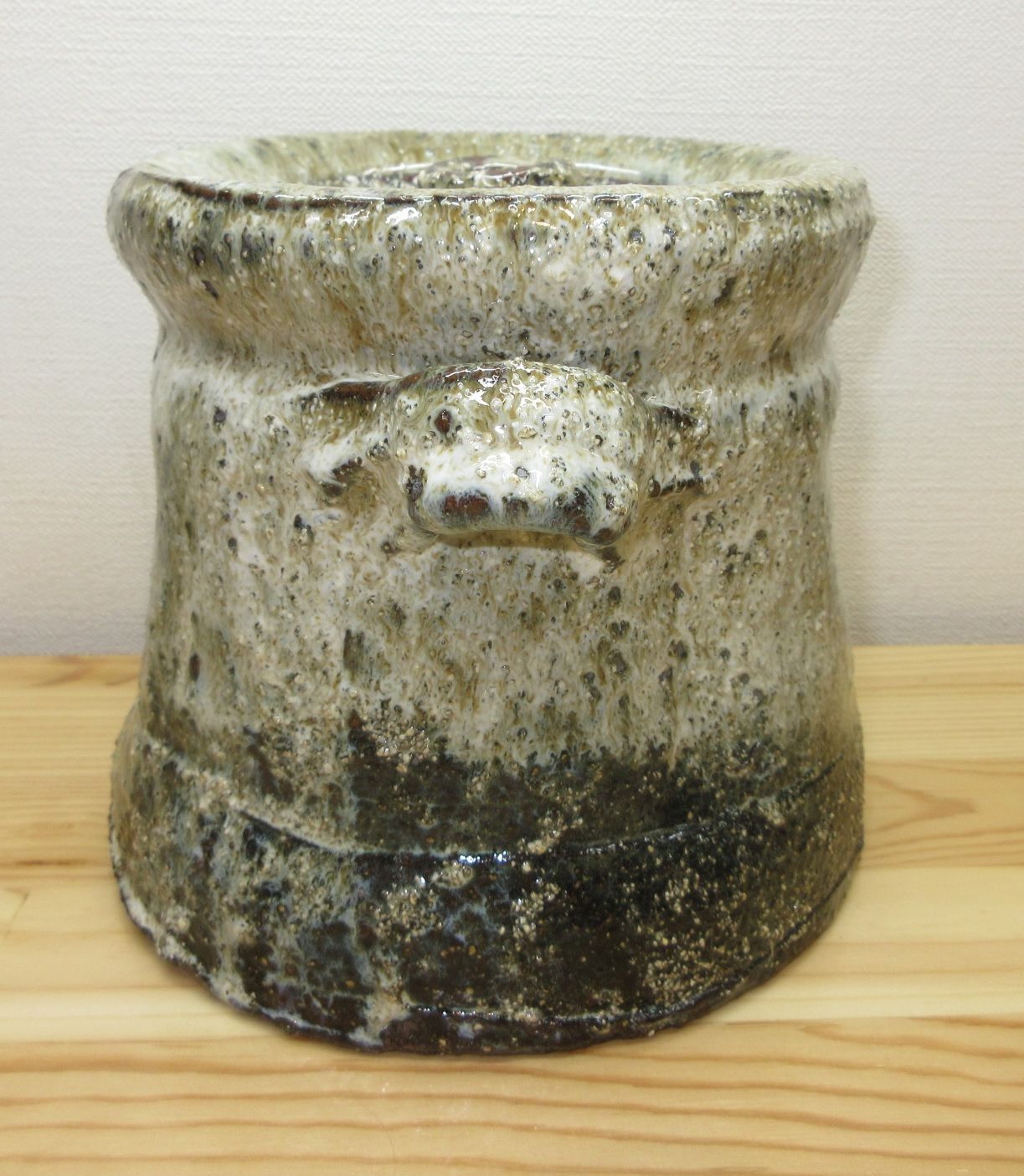 送料込【逢絢亭】茶道具 水指 瀬戸焼 萩釉 曜変水指 耳付 味下隆司 共箱入り Amazon｜【逢絢亭】茶道具 水指 瀬戸焼 萩釉 曜変水指 耳付 味下