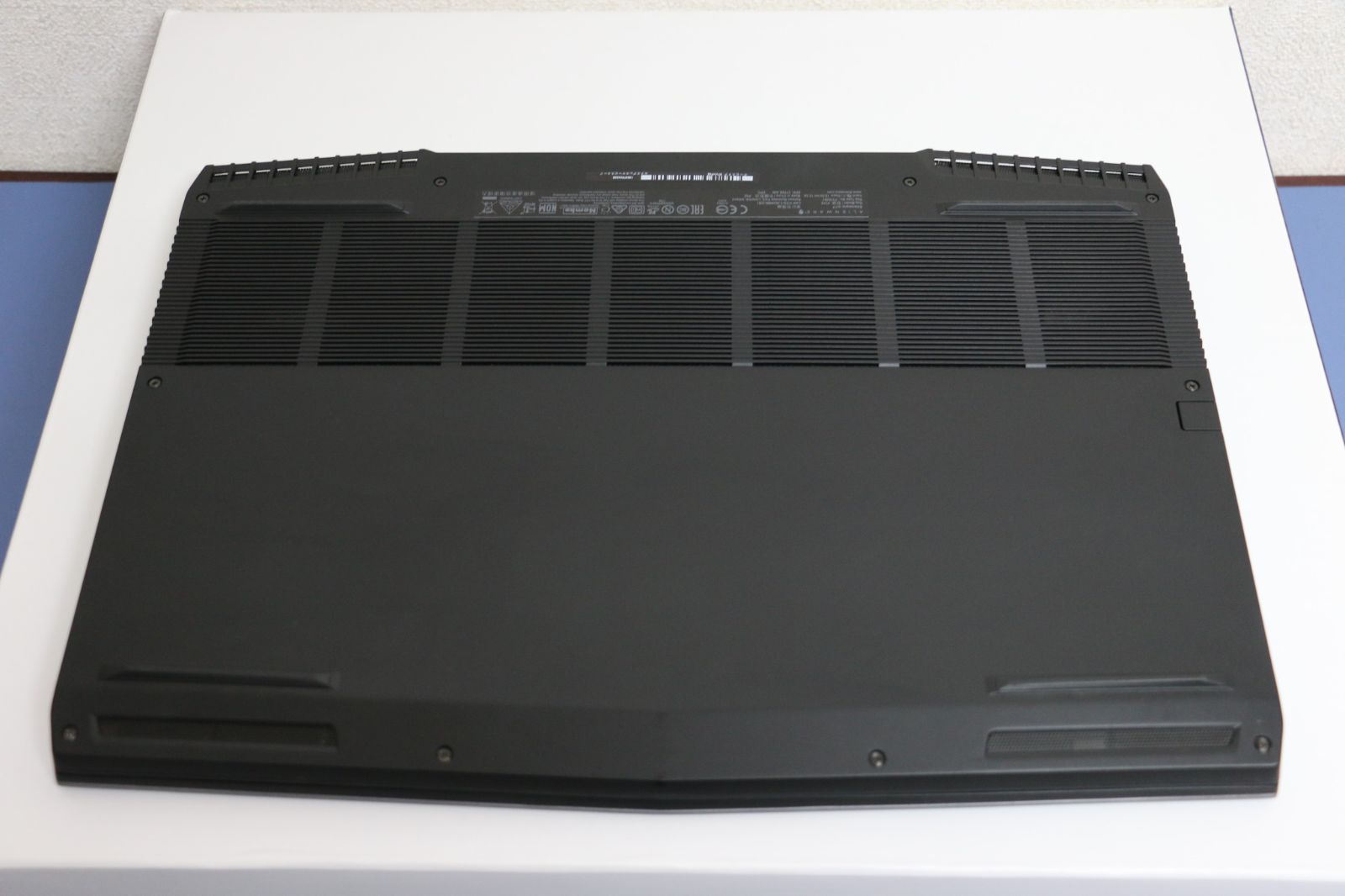 DELL ALIENWARE m17 RTX 2070 ゲーミングノート 展示品 - メルカリ