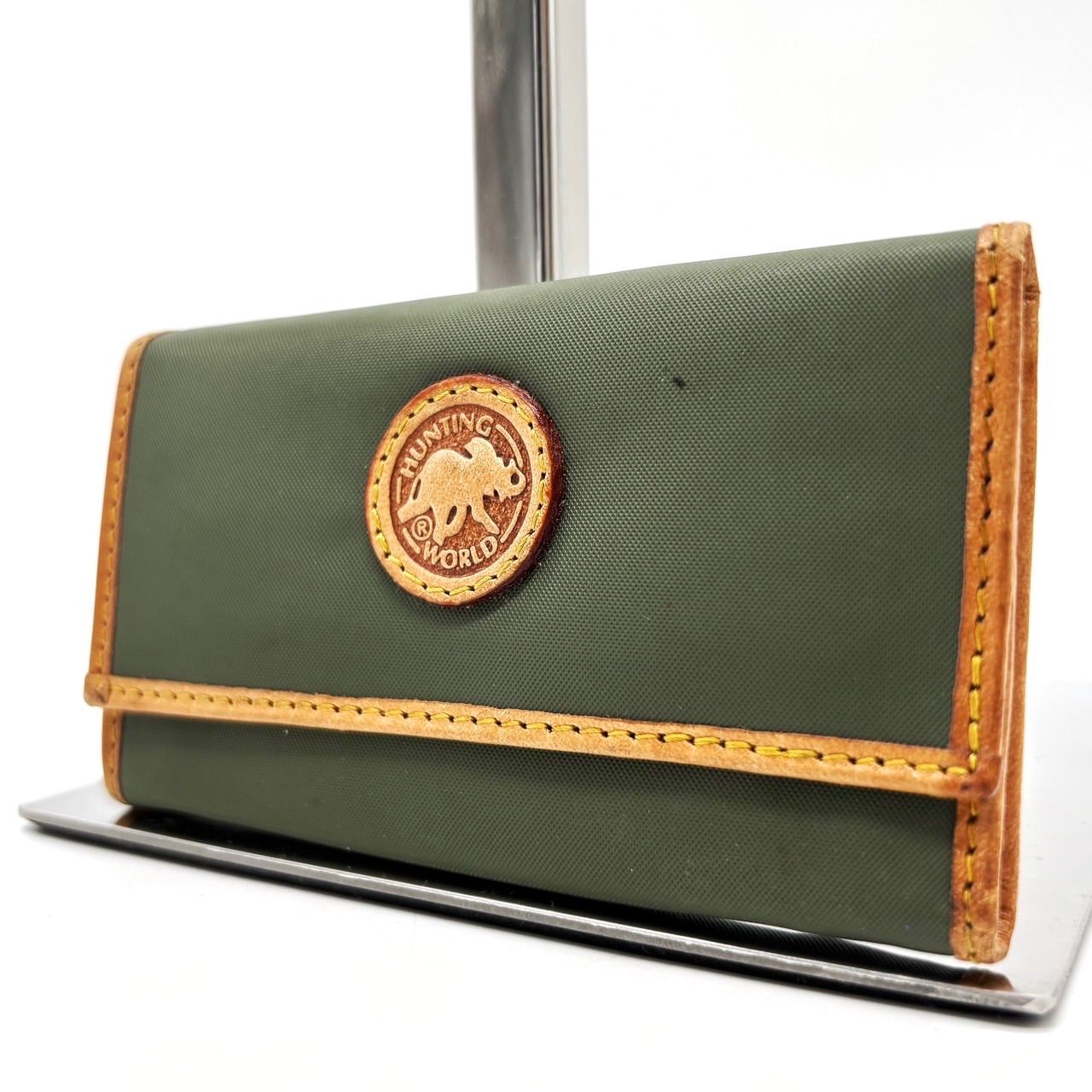 良品】 HUNTINGWORLD ハンティングワールド 長財布 二つ折り財布 