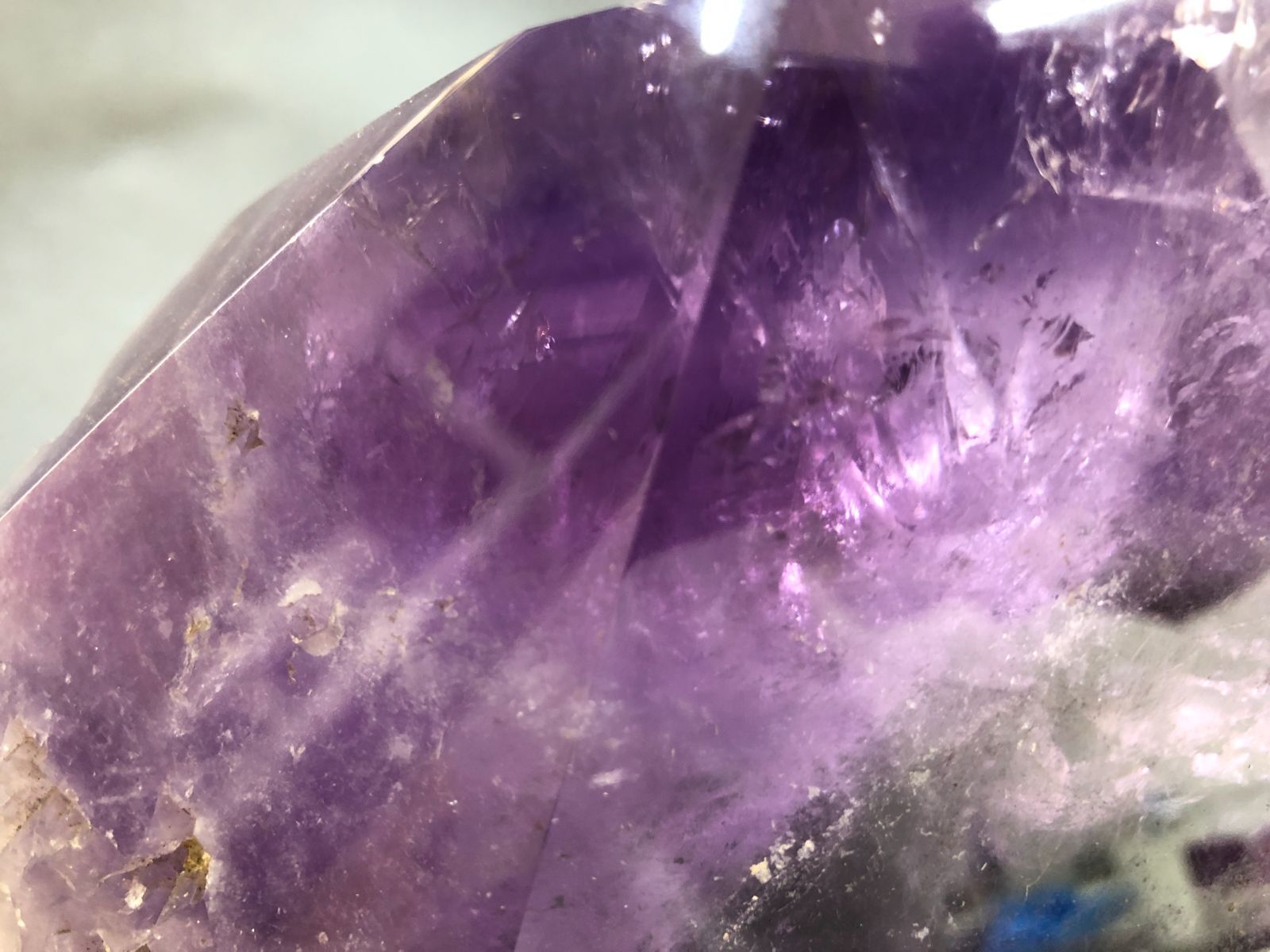 アメジストポイント マラバ鉱山産 10.6㎏ WWW_USTAUSTRALIA_COM_AU