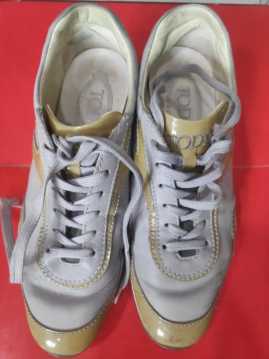 TOD S トッズ スニーカー 36