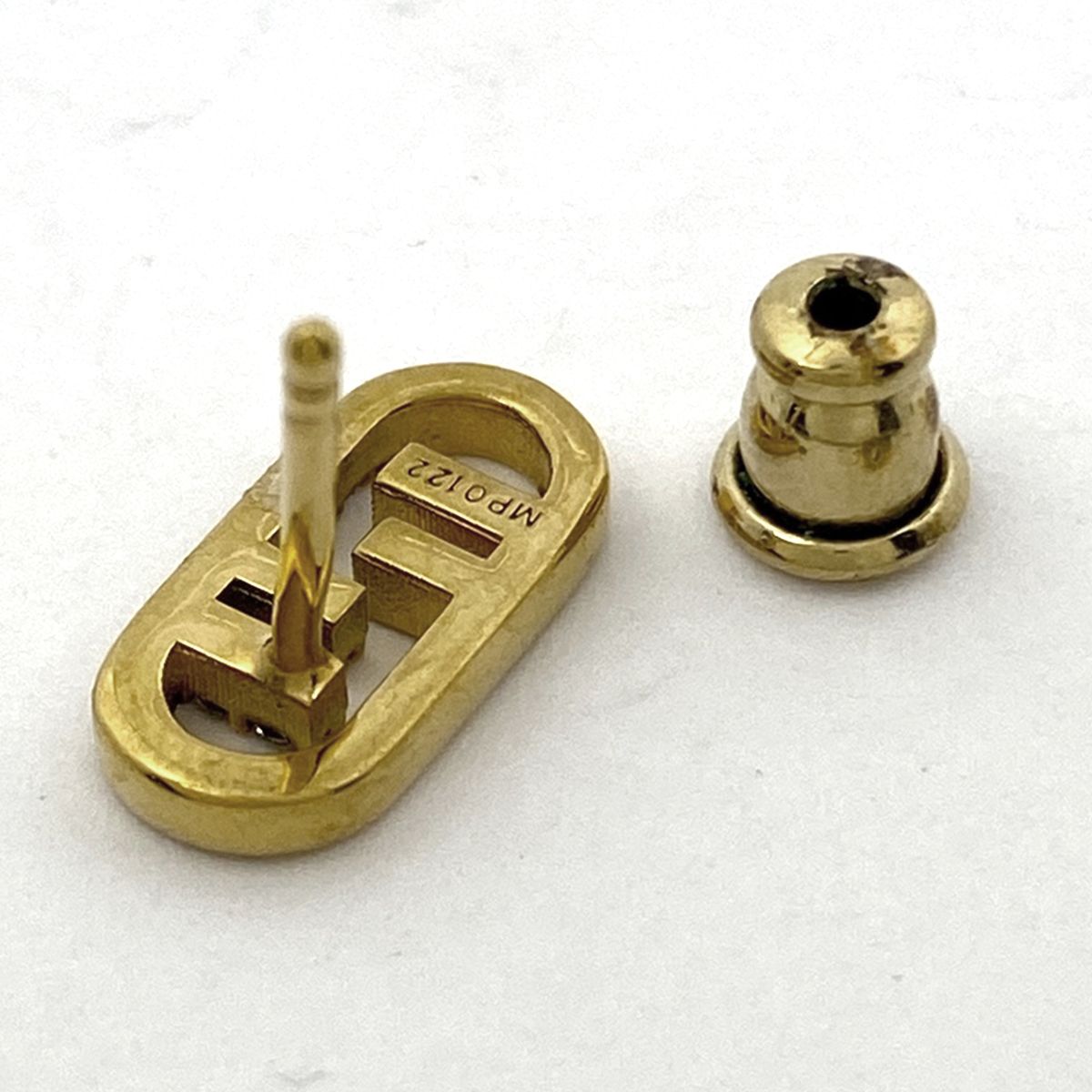 美品!! フェンディ ピアス オーロック フープ ストーン ゴールド 両耳 フェンディ オーロック ピアス(両耳用) GP×ラインストーン