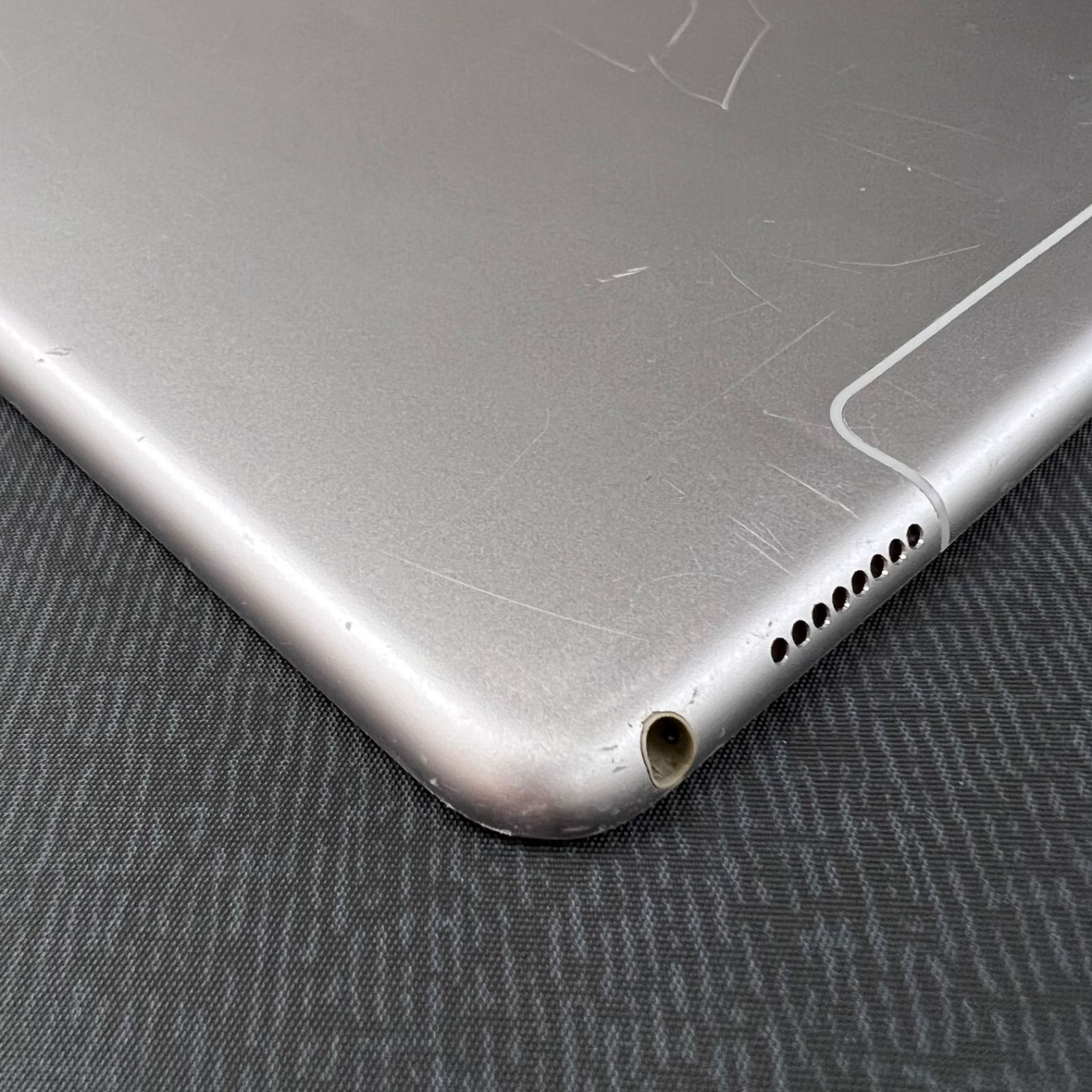 白髪】〔中古〕Apple(アップル) iPad Pro 10.5インチ 64GB スペース