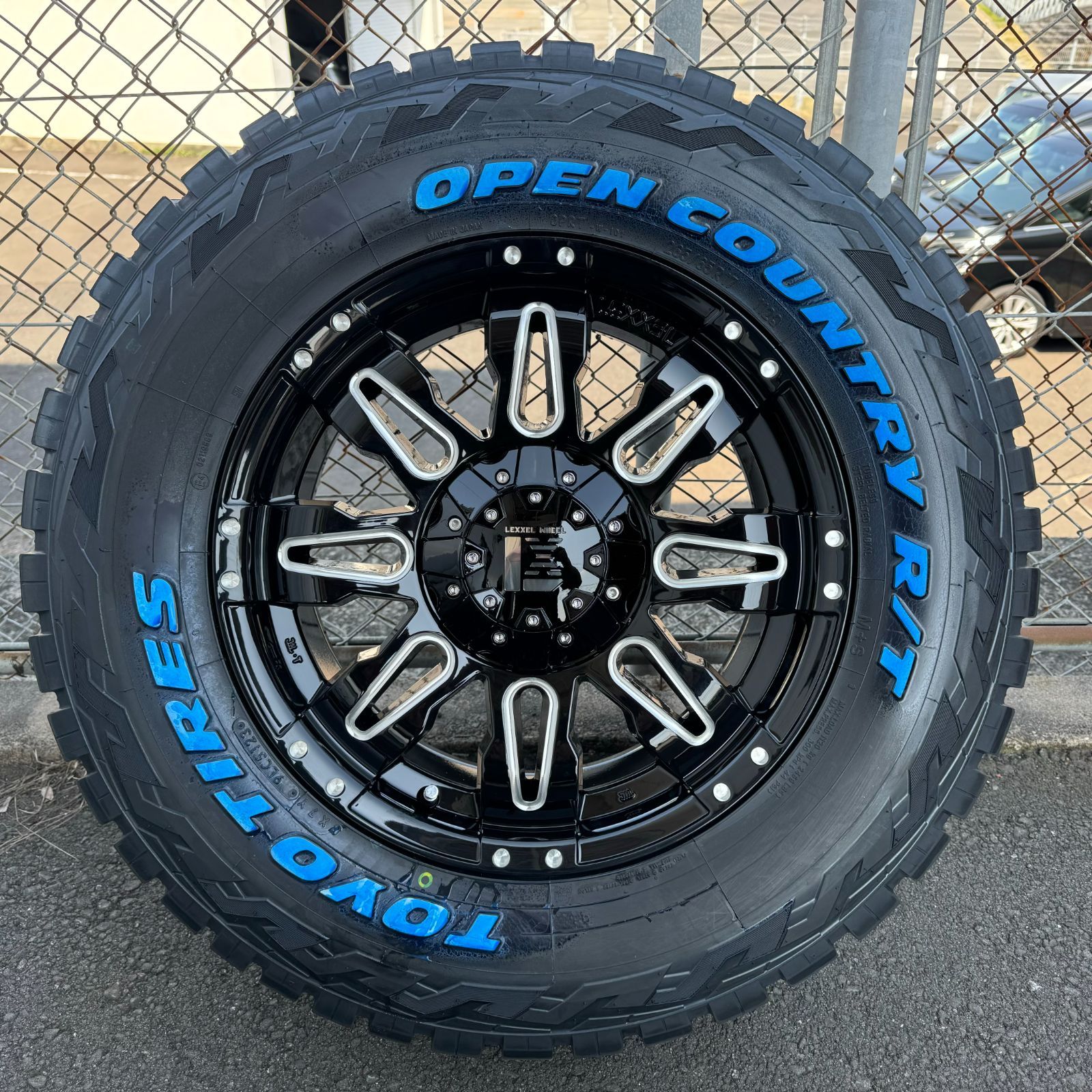 新品タイヤホイールセット プラド ハイラックス FJ H3 17インチ Balano 