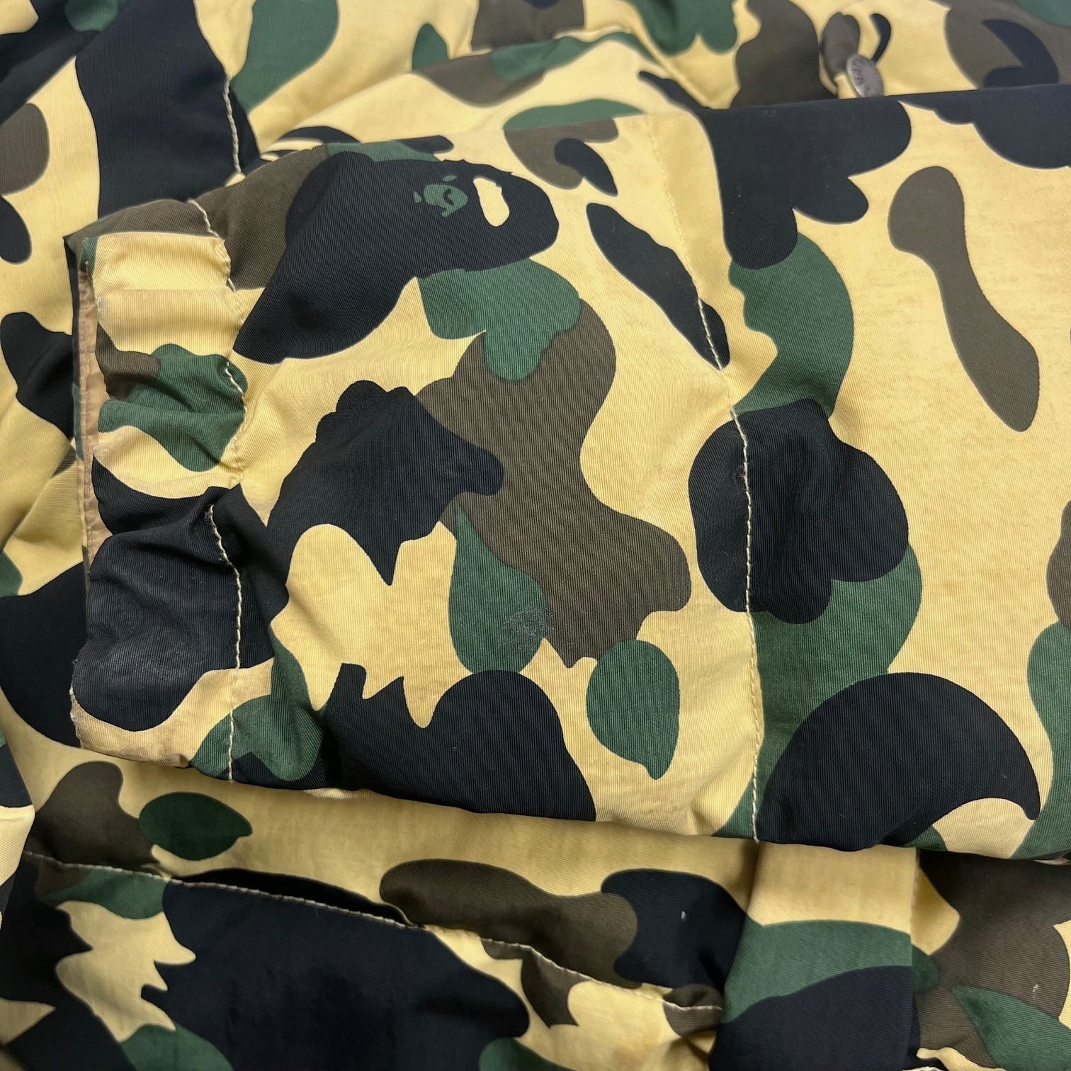 エイプ 1stカモ ダウンジャケット イエローカモ BAPE GORE-TEX 1ST CAMO HOODIE DOWN JACKET M（ダウンジャケット