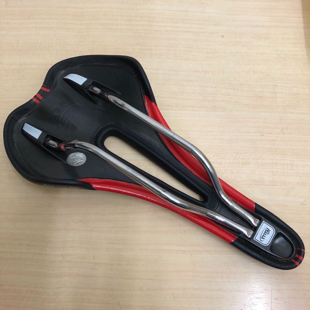 Selle Italia SLR team edition カーボンレール 中古 Yahoo!オークション -「selle italia slr team edition」(サドル