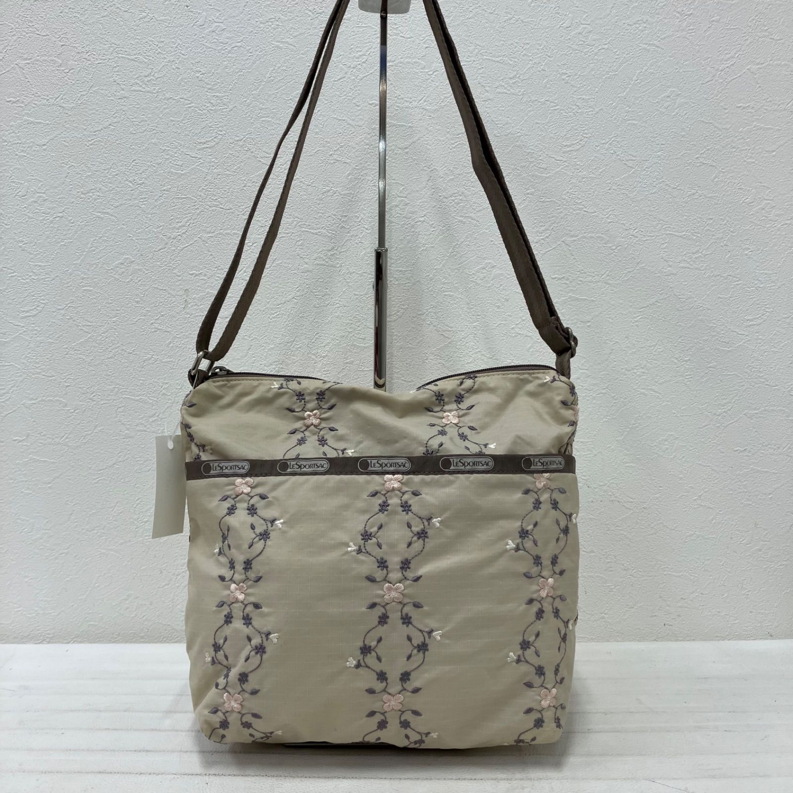 5201 LeSportsac レスポートサック ショルダーバッグ 斜めがけ 