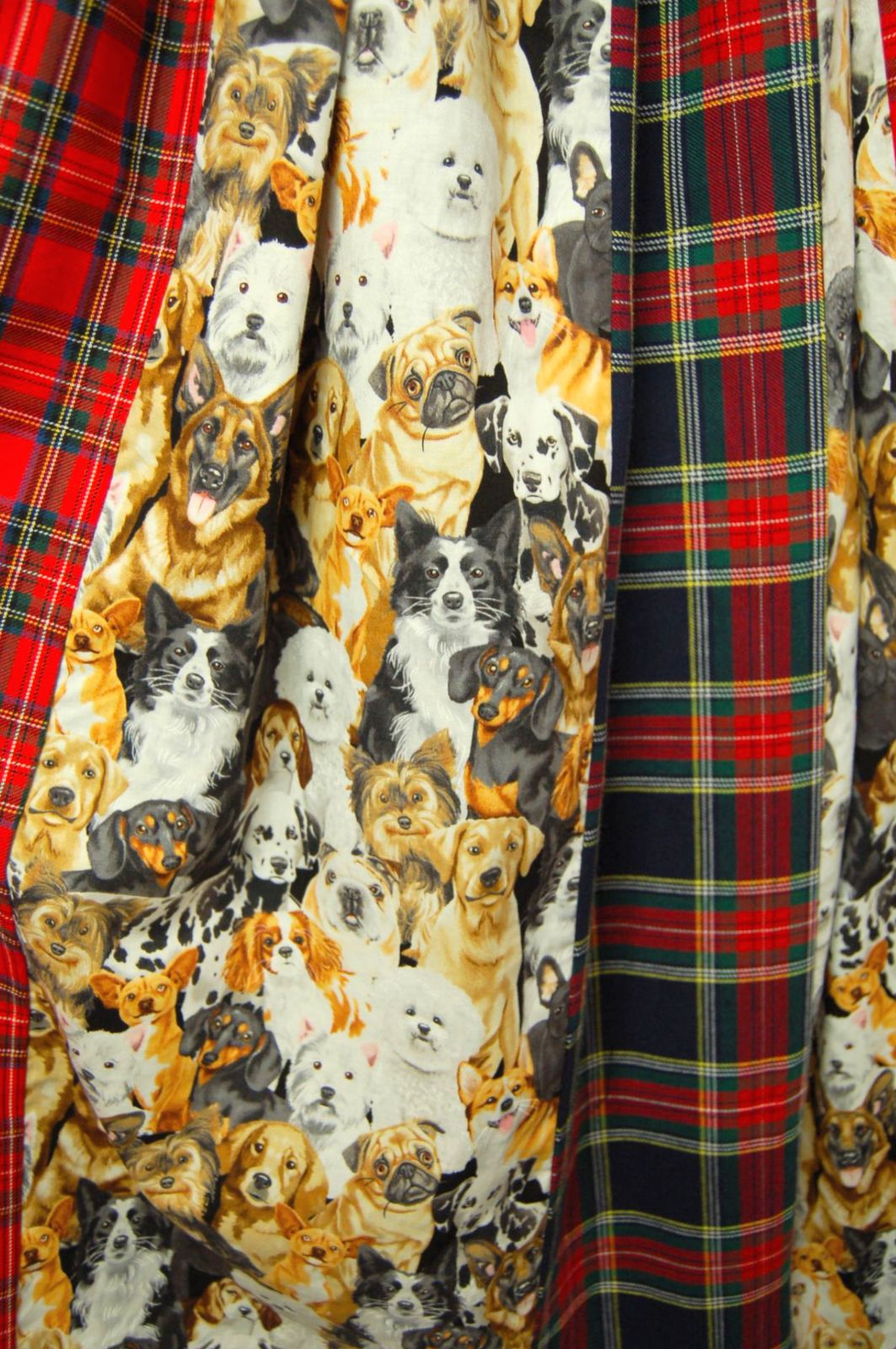 SIIILON フロッキー 犬イラスト チェック柄 プリーツスカート 美品 SIIILON フロッキー 犬イラスト チェック柄 プリーツス