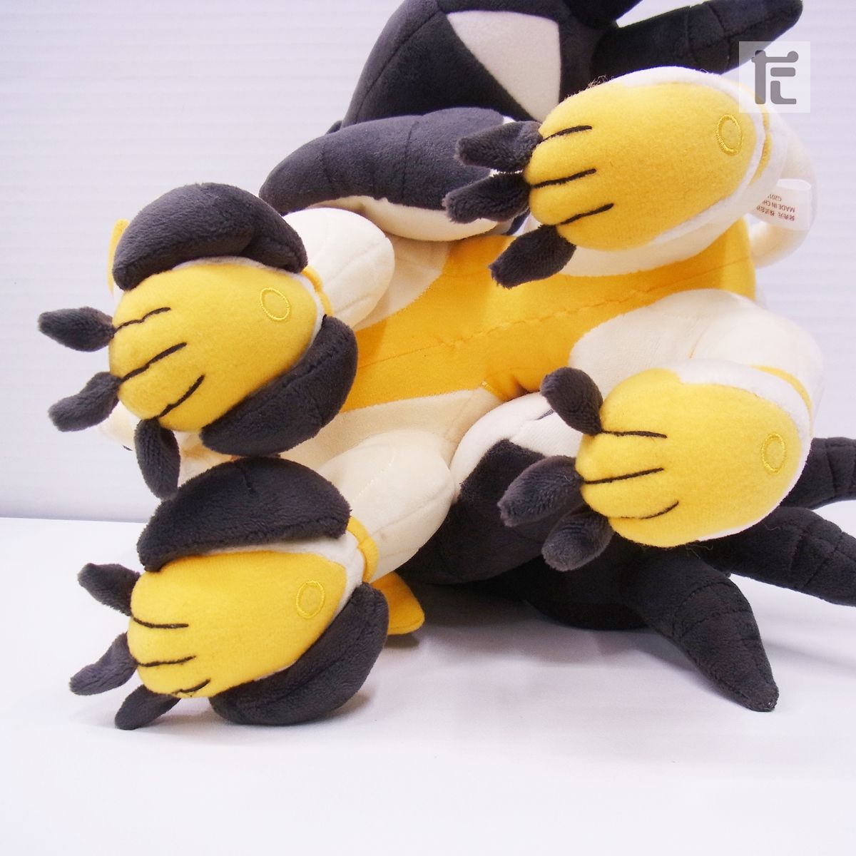 美品 ポケモン ネクロズマ たそがれのたてがみ 限定ぬいぐるみ ポケモンセンター ネクロズマ たそがれのたてがみ ぬいぐるみ