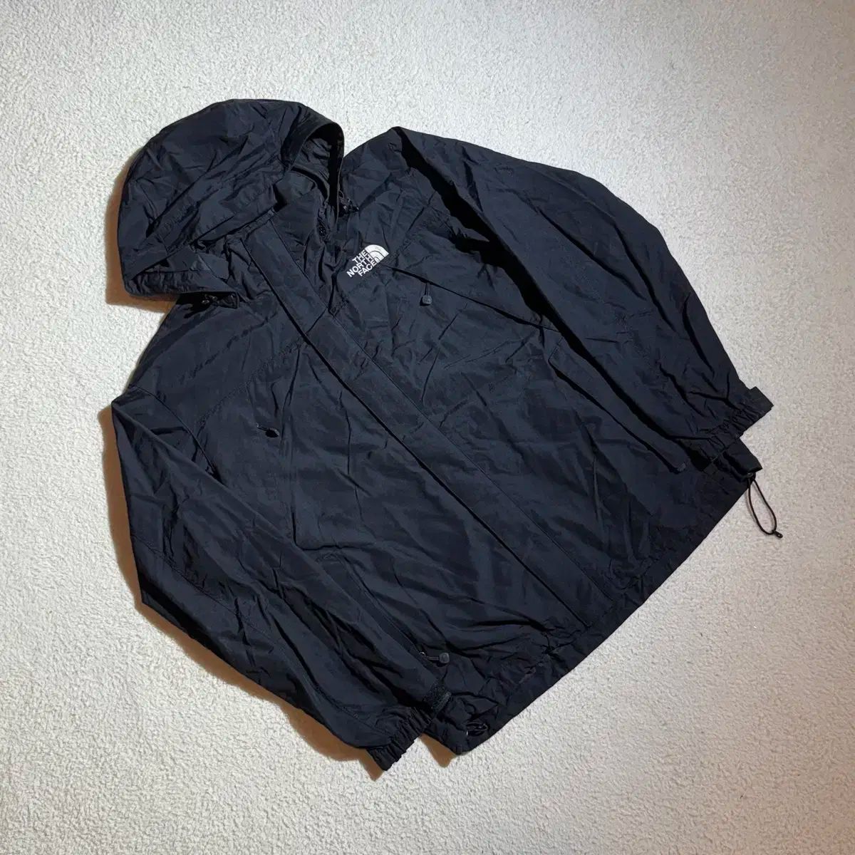 THE NORTH FACE ザノースフェイス ブラック フード ウィンドブレーカー