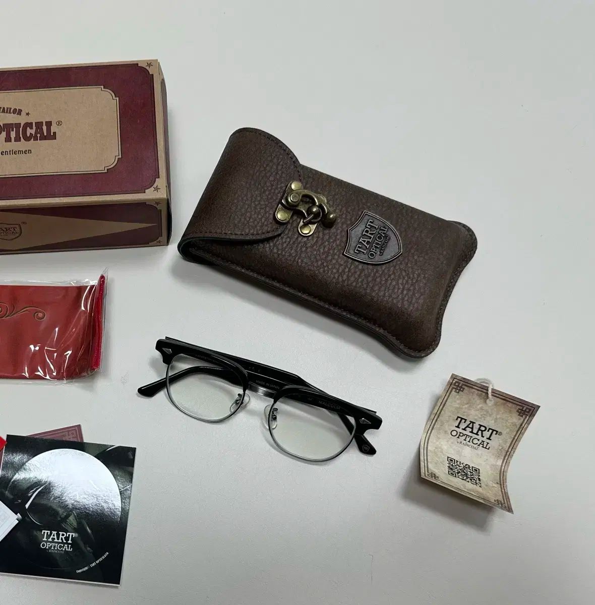 TART OPTICAL ARNEL タート オプティカル アーネル マルコム a4