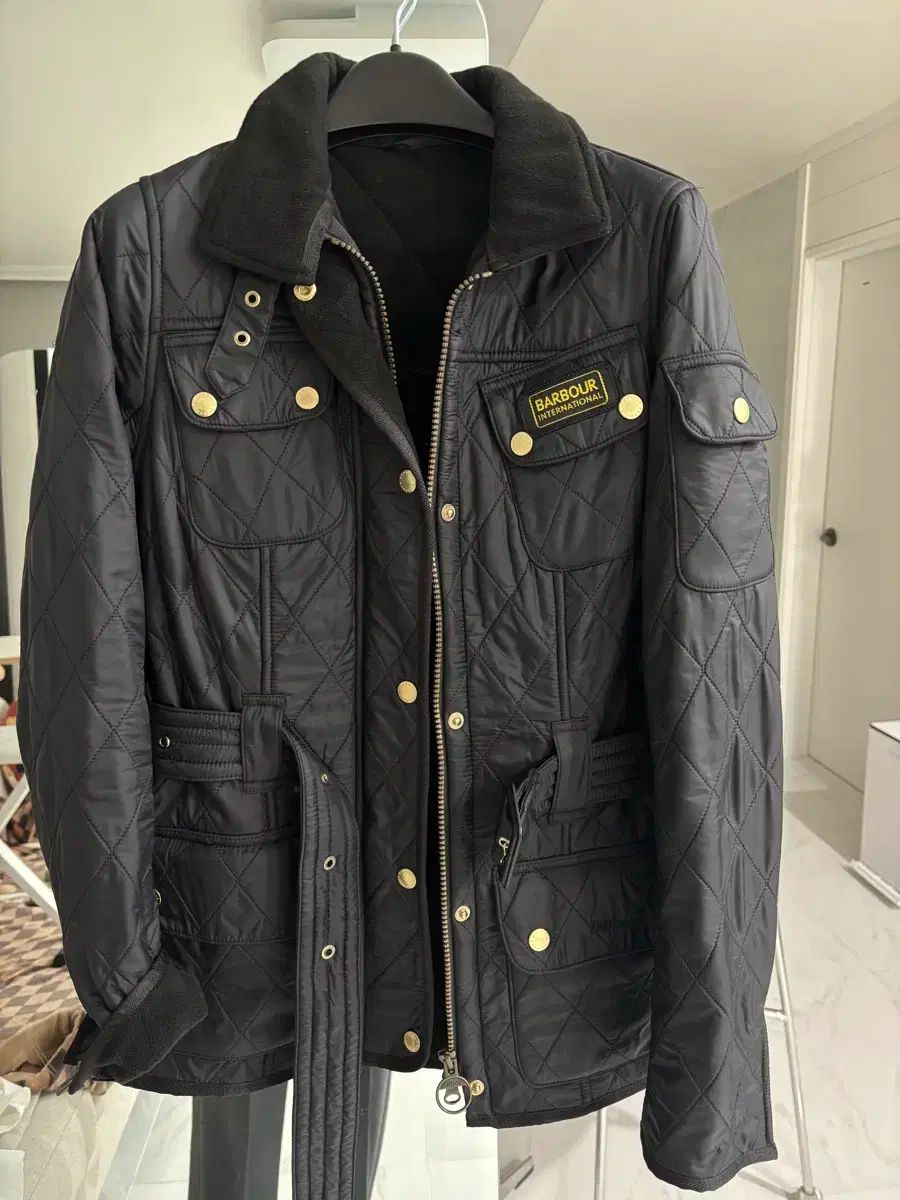 BARBOUR バブアー インターナショナル. キルティング ジャケット UK6 44 ハーフ